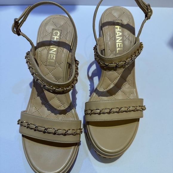 Chanel wedges - Picture 5 of 9